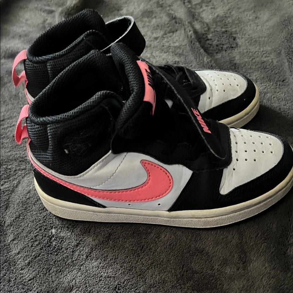 Nike Black and Pink High-Tops